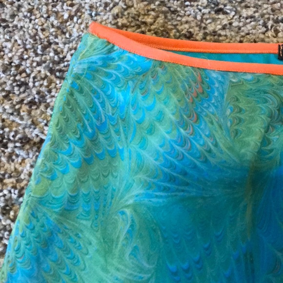 Fun skirt! - Picture 2 of 4